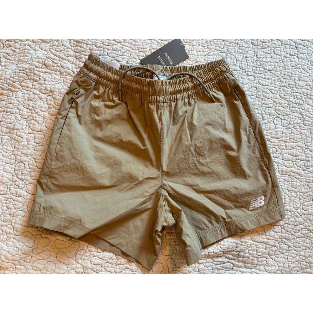 New Balance Athletics Standard Shorts‎ Mens Khaki Tan Zipper Pockets Size Small